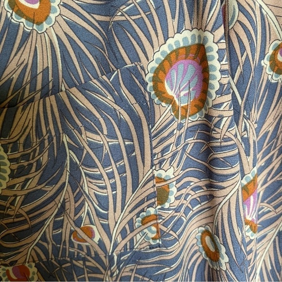 Loft White Long Sleeve Top button up  Print Size small - Picture 9 of 11